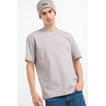 Tricou cu logo brodat pe piept - Gri deschis