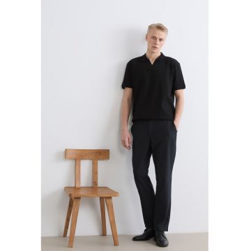Tricou polo cu model uni - Negru