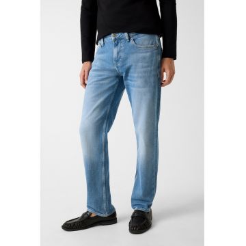 Blugi cu talie medie si buzunare - Albastru deschis