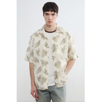 Camasa cu model si maneci scurte - Bej/Kaki