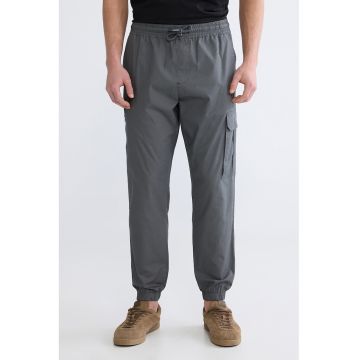 Pantaloni conici cargo - Gri inchis