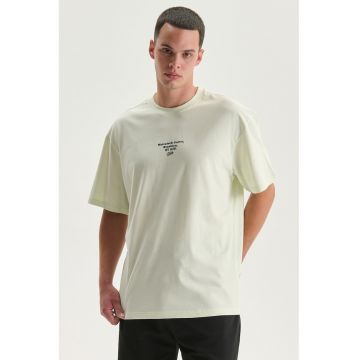 Tricou cu imprimeu - Verde pal