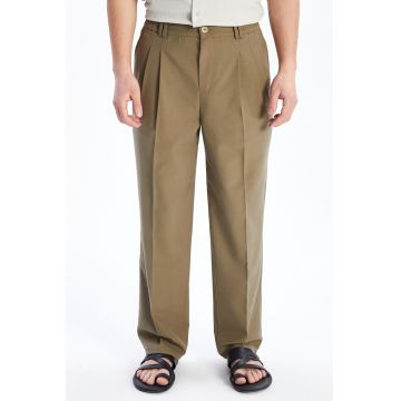Pantaloni eleganti regular fit cu pliuri inversate frontale - Verde masliniu