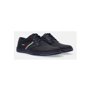 Pantofi casual din piele cu perforatii si detalii contrastante