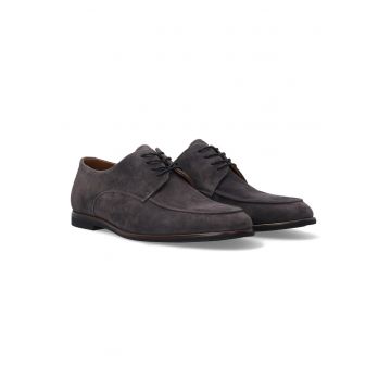 Pantofi de piele intoarsa