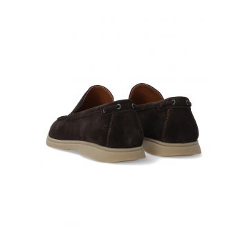 Pantofi loafer din piele intoarsa cu detalii metalice la spate
