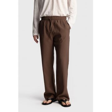 Pantaloni barbati -  Relaxed Fit - Maro