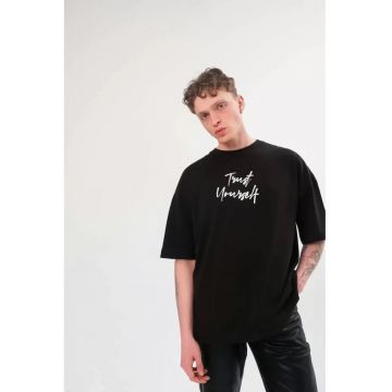 Tricou barbati  supradimensionat - imprimeu spate - negru - bumbac
