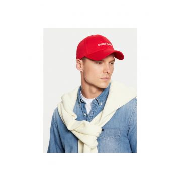 Sapca barbati  material textil - rosu