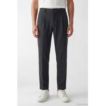 Pantaloni conici cu pensa - Negru stins