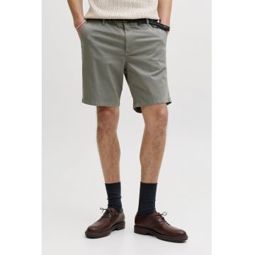 Pantaloni scurti chino din amestec de bumbac organic cu talie medie - Verde pal