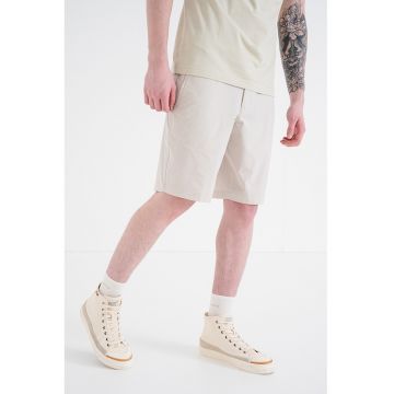 Pantaloni scurti regular fit cu buzunare - din material usor Speedflex - Verde pal