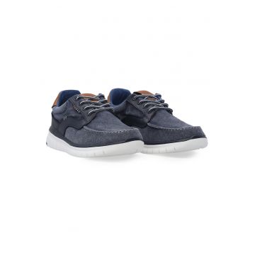 Pantofi din material textil