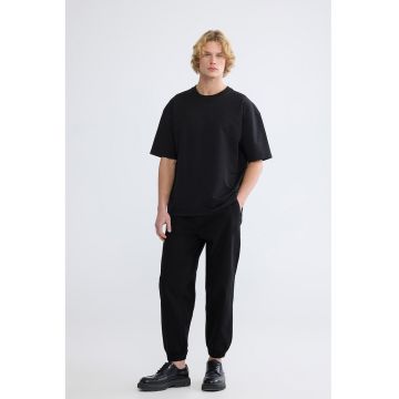 Pantaloni uni de trening cu snur - Negru