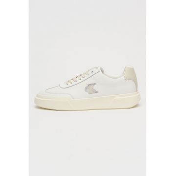 Pantofi sport din piele cu talpa plata si aspect masiv - Gri/Alb optic