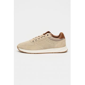 Pantofi sport din piele intoarsa cu detalii perforate Newport - Maro taupe deschis