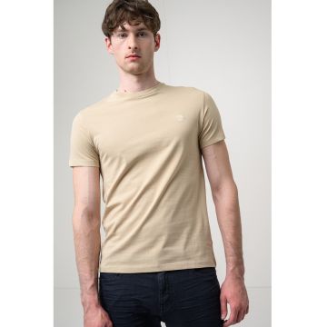 Tricou cu decolteu la baza gatului si logo Oyster River - Bej