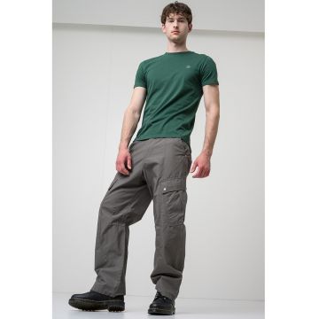 Tricou cu decolteu la baza gatului si logo Oyster River - Verde englez