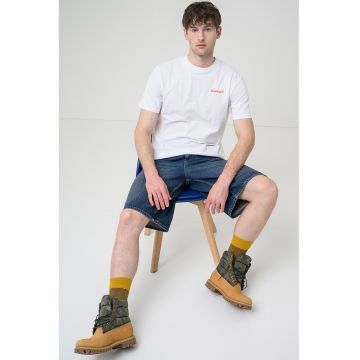 Tricou cu imprimeu grafic foto pe partea din spate - Alb