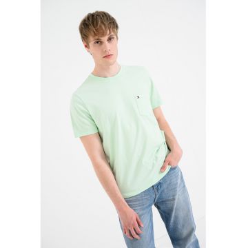 Tricou de bumbac cu buzunar pe piept Essential - Verde menta