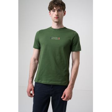 Tricou regular fit cu imprimeu logo discret - Verde padure