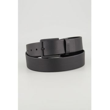 Curea de piele cu logo stantat - Negru