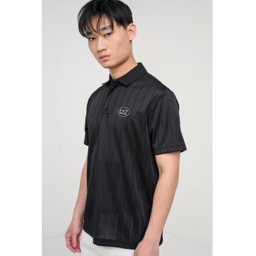 Tricou polo striat cu aplicatie logo discreta Golf Pro - Negru stins