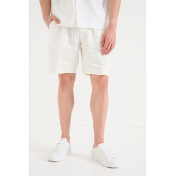 Pantaloni scurti de in cu talie medie - Alb