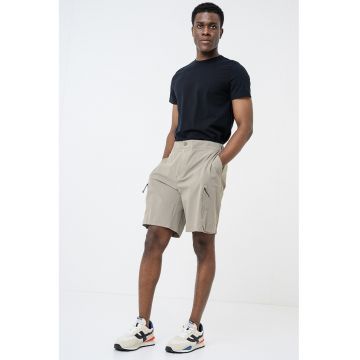Pantaloni scurti relaxed fit cu buzunare - Bej inchis