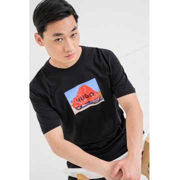 Tricou cu decolteu la baza gatului Dostino - Negru