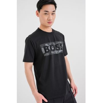 Tricou cu decolteu la baza gatului si logo - Negru
