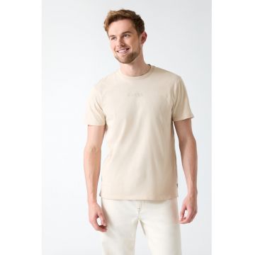 Tricou regular-fit din bumbac cu imprimeu monograma pe partea din spate - Maro camel