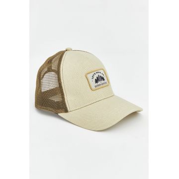 Sapca trucker cu aplicatie cu imprimeu - Maro/Bej