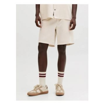 Pantaloni scurti cu buzunare si snur