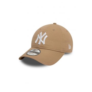 Sapca baseball cu monograma brodata - Alb/Maro camel