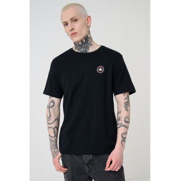 Tricou regular fit de bumbac cu logo discret - Rosu/Negru