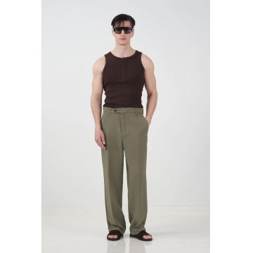 Pantaloni barbati -  croiala dreapta - talie medie - Kaki - poliester