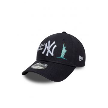 Sapca baseball cu detalii brodate City Icon 9Forty - Bleumarin