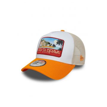 Sapca trucker cu aplicatie de locatie - Alb/Portocaliu