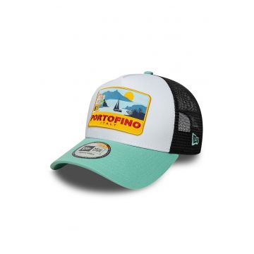 Sapca trucker cu aplicatie de locatie - Negru/Verde deschis