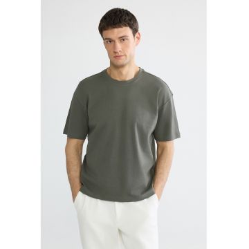 Tricou din bumbac cu decolteu la baza gatului - Kaki