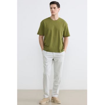 Tricou din bumbac cu decolteu la baza gatului - Verde masliniu