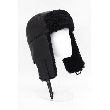 Caciula de piele cu urechi - Negru
