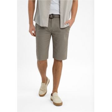 Pantaloni scurti chino barbati din bumbac - cu curea - buzunare - Regular Fit -  P-Oxy - bej - Bej
