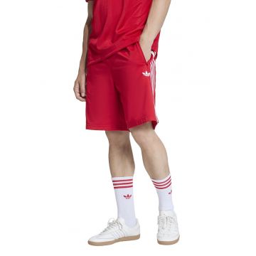 Pantaloni scurti cu logo si buzunare laterale Sprinter - Rosu/Alb