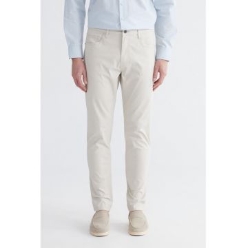 Pantaloni uni slim fit - Bej deschis
