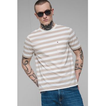 Tricou de bumbac cu buzunar pe piept Essential - Alb fildes/Maro deschis