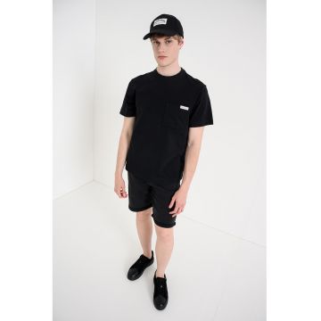 Tricou de bumbac cu buzunar pe piept - Negru