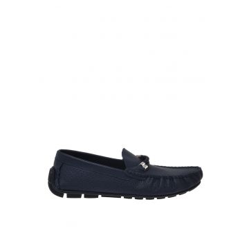 Pantofi loafer din piele cu perforatii - Albastru