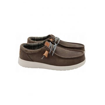 Pantofi Sport Barbati - Heydude - Wally Grip Craft Leather 40175-030 - Maro - Piele Naturala Durabila/Stilata - Sistem Easy-On - Talpa Grip Antiderapanta/Stabilitate - Tehnologia Flex & Fold Miscare Naturala - Maro